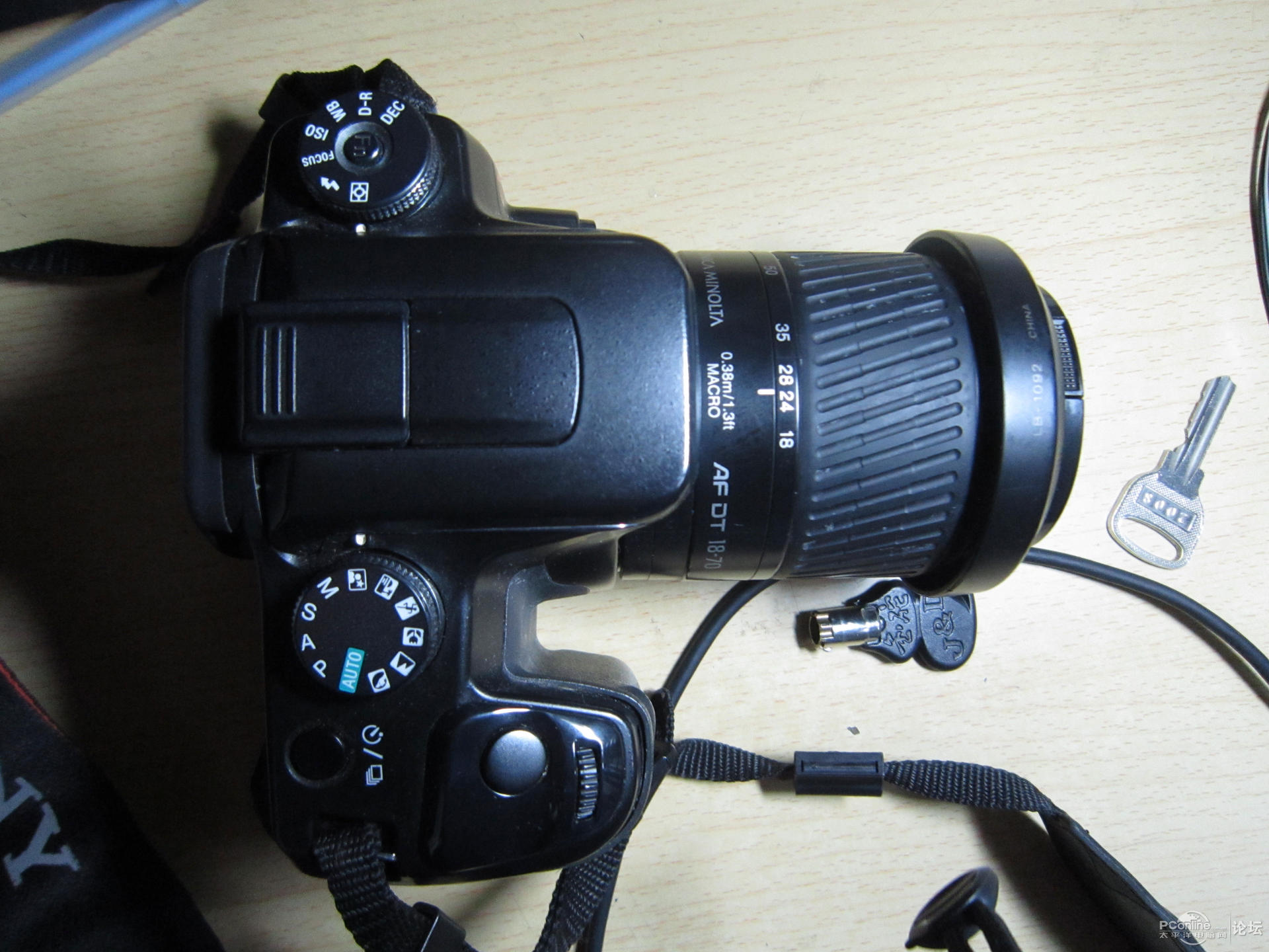 sony300摄像机镜头可以作为单反镜头使用吗？