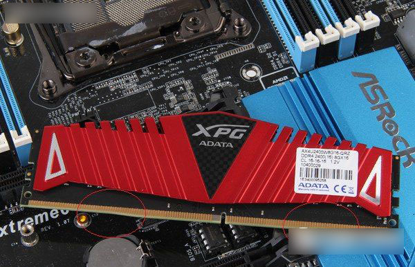 X58主板可以配8GDDR4 2400的内存条吗