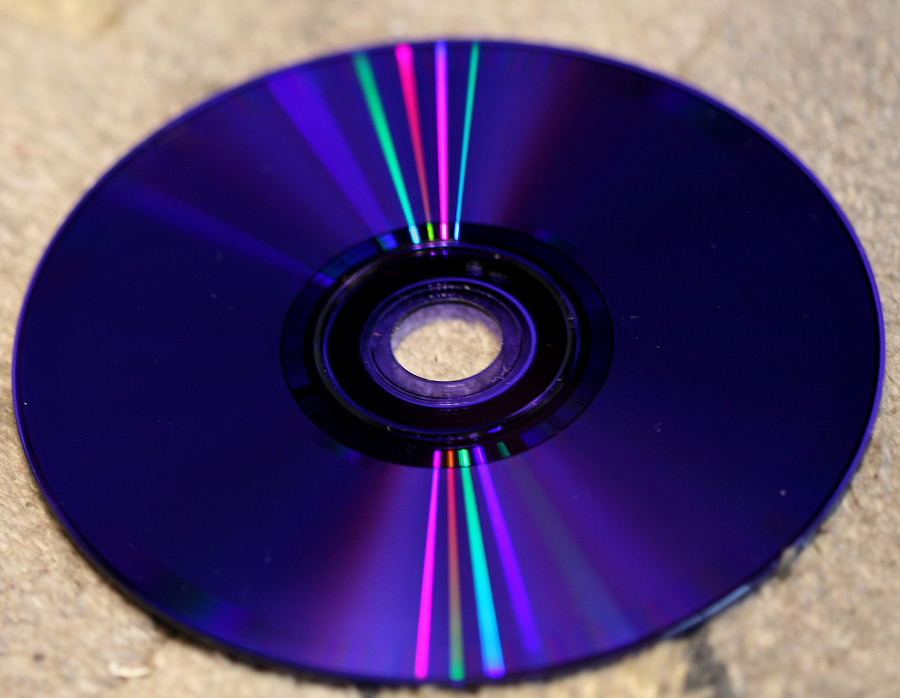 想知道电脑能不能放蓝光碟