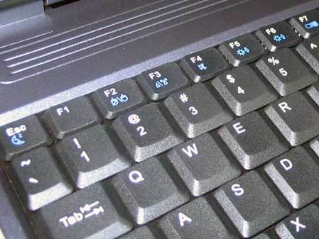 求解筆記本鍵盤進了水怎麼辦