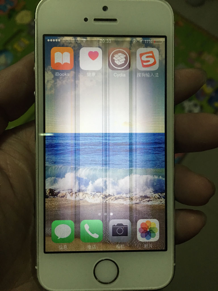 iphone5s屏幕响是什么原因导致的？