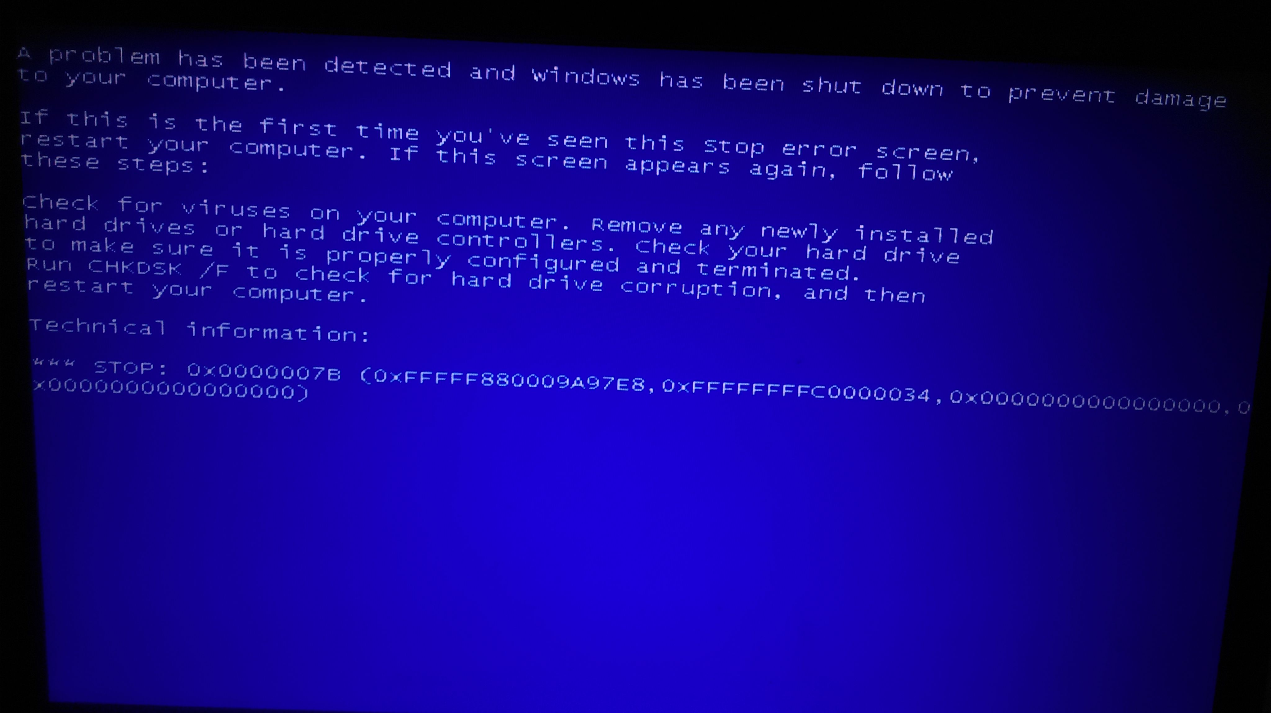 电脑无限蓝屏
