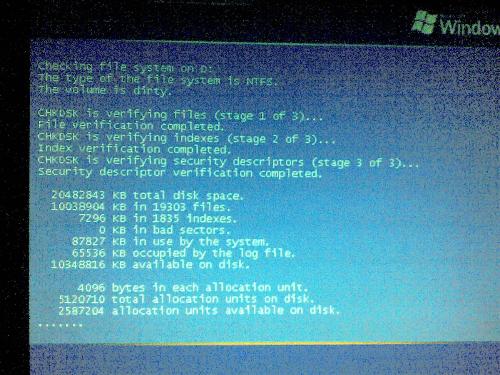 我家电脑开机进不去系统         会出现很多英文