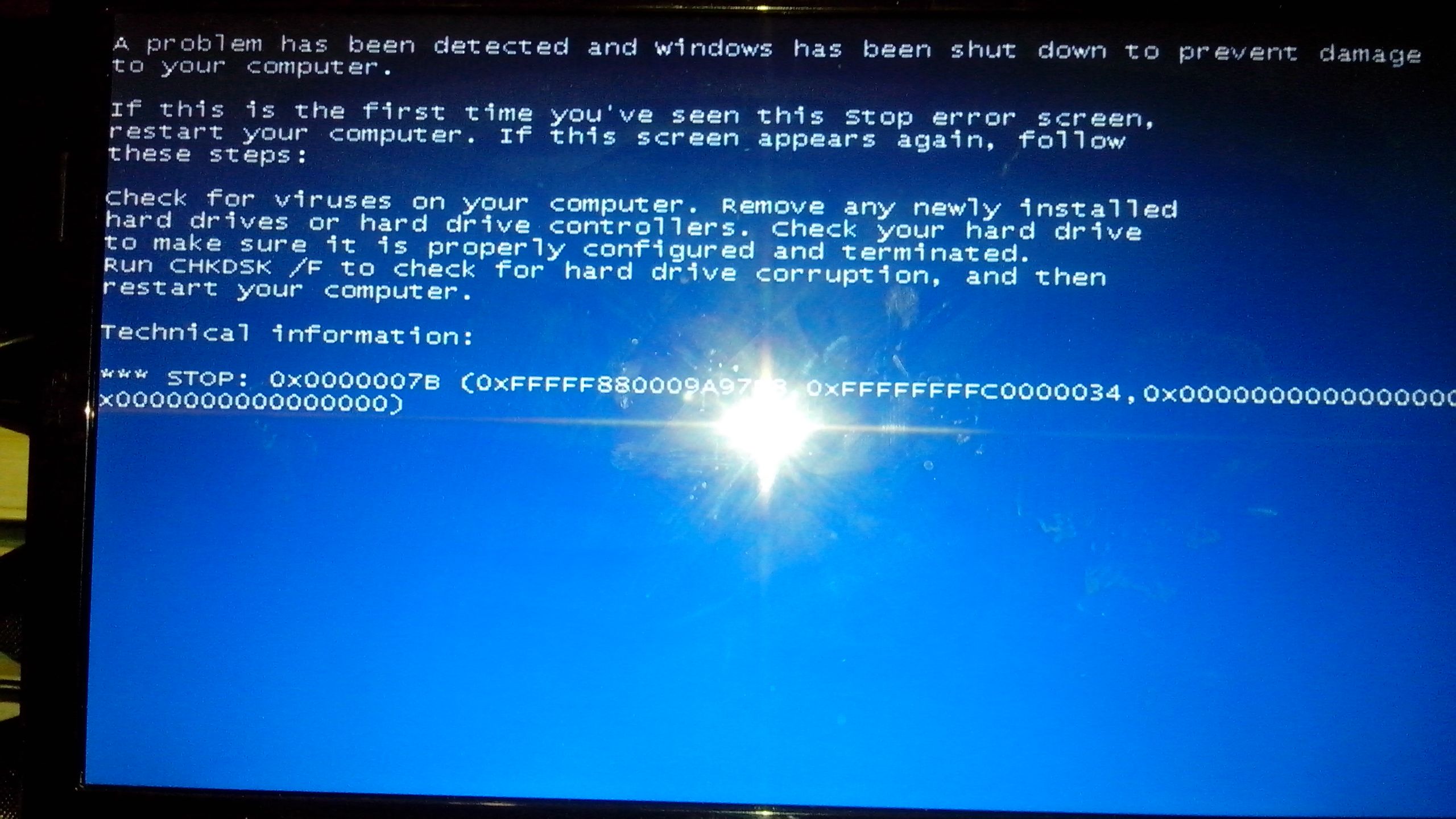 重装系统后重启电脑蓝屏怎么办