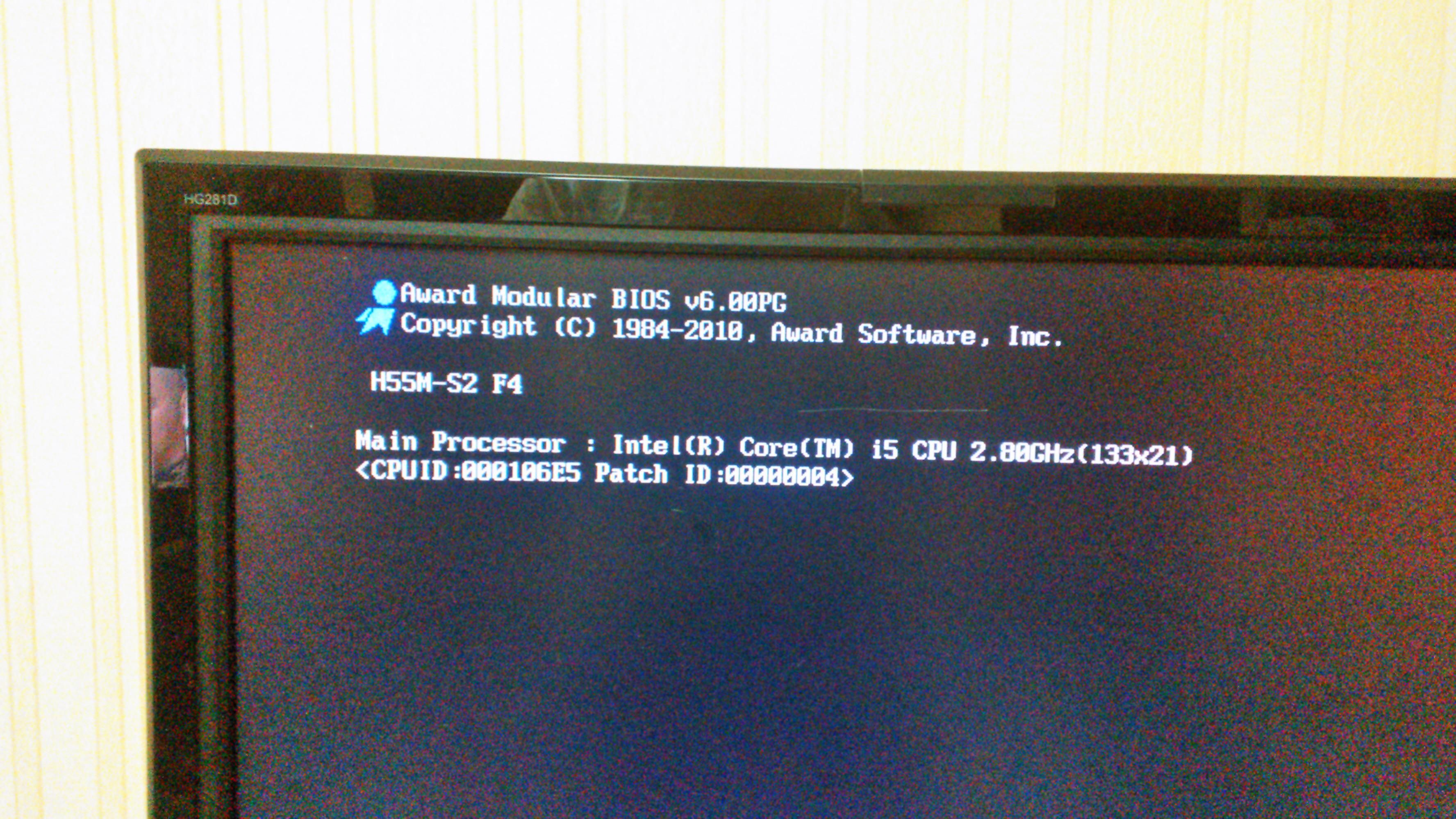 电脑换系统后一开机cpu 硬盘就满了  求解