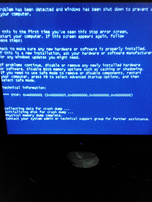 台式電腦widow7總是藍屏如圖所示