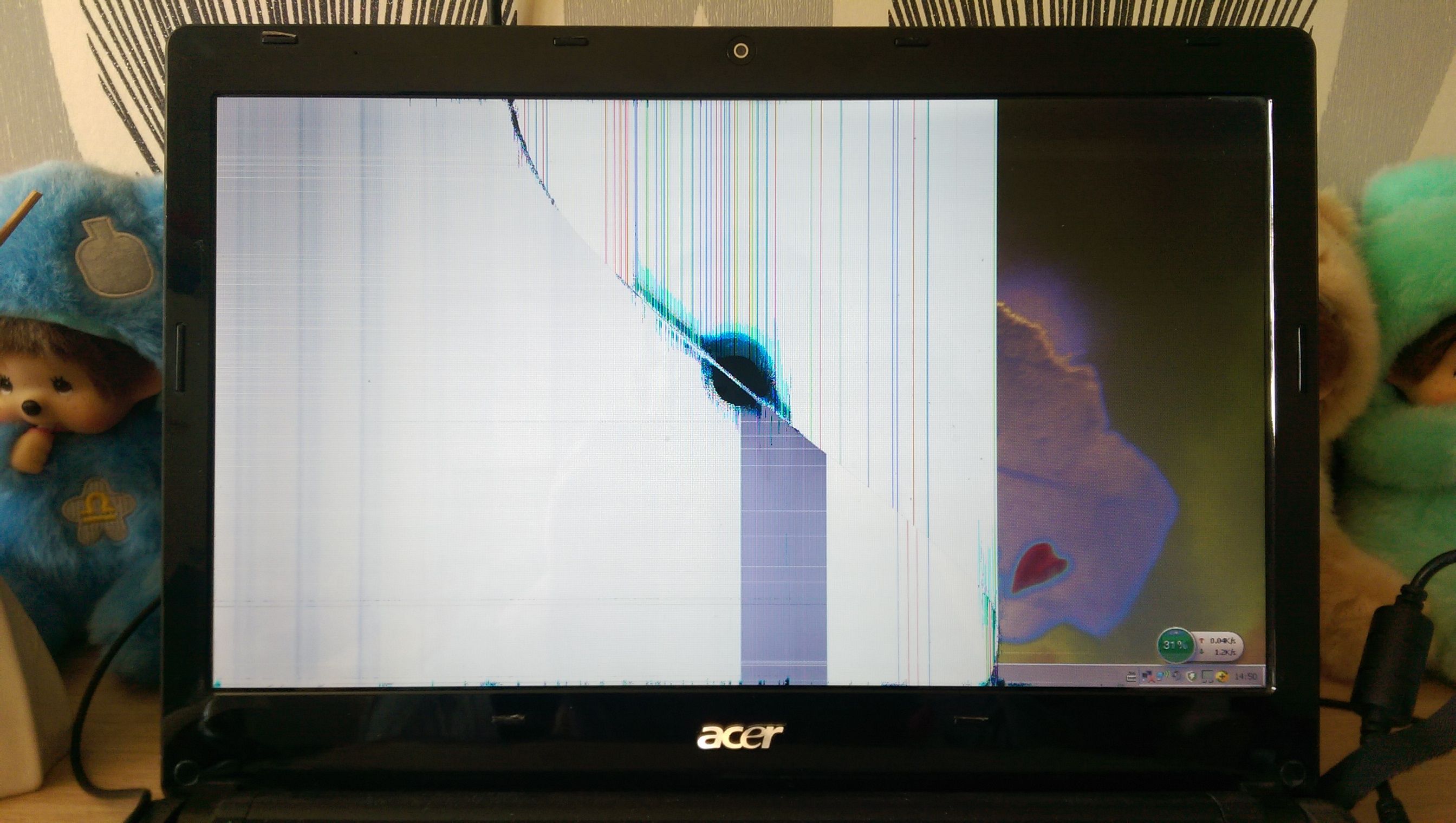 电脑屏幕上突然这样是哪里坏了吗？
