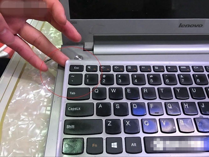 請教一下如何更換筆記本電腦鍵盤