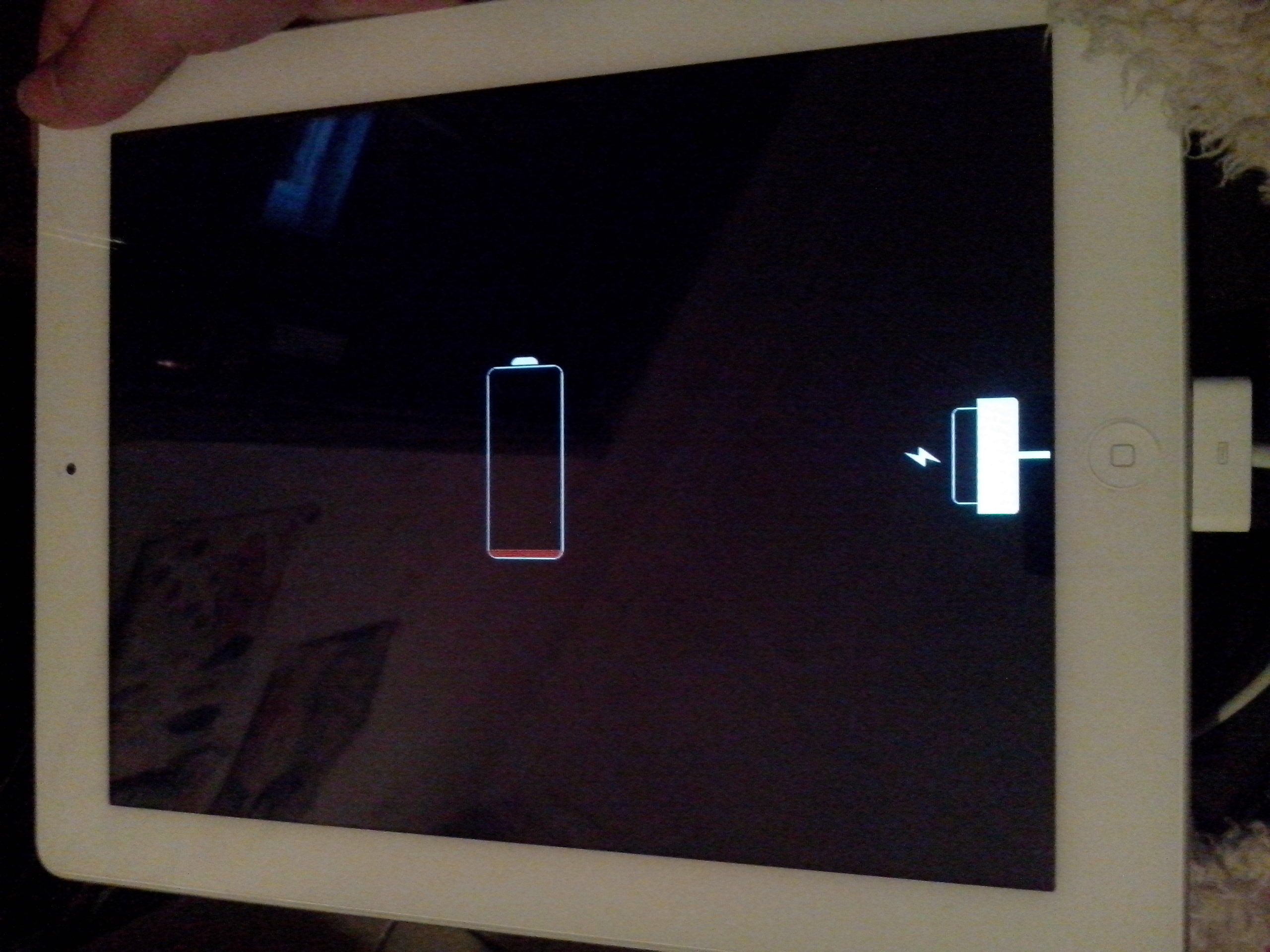 ipad3显示充电但充不进去是怎么回事