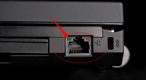 筆記本電腦接口中有一個插口很象網線接口，它是什麼接