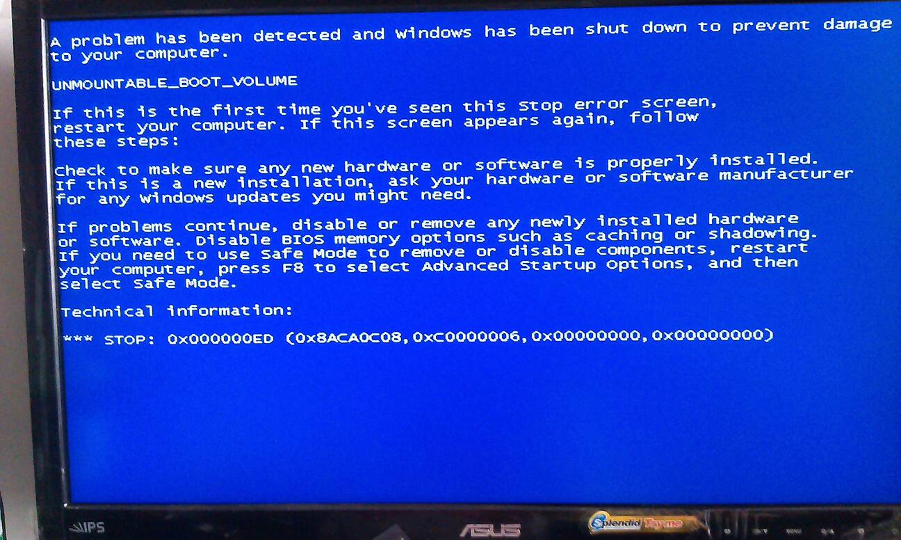 电脑开机的时候电脑蓝屏主机响怎么解决