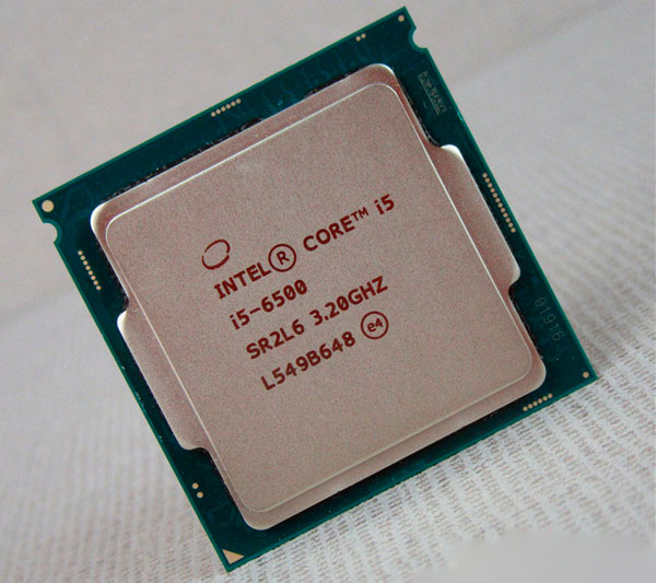 我的电脑是i5 6500+GTX1050Ti+8G DDR4+120G+SP500，电源是500W的
