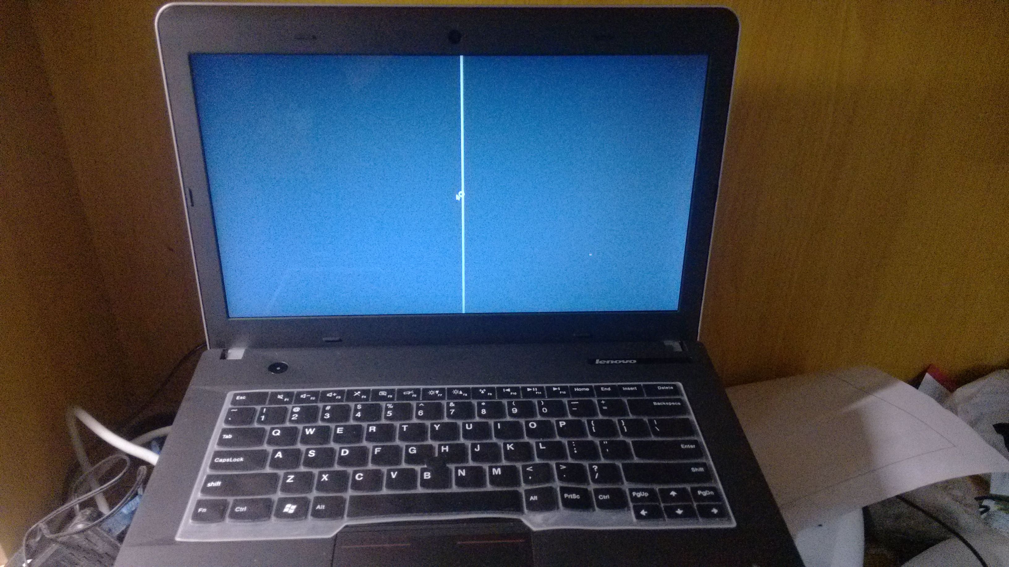 笔记本屏幕出现白线 如何手动修复 不想去电脑店