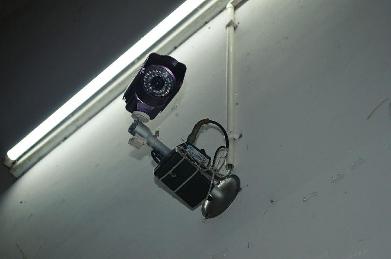安装楼梯监控摄像头违法吗？