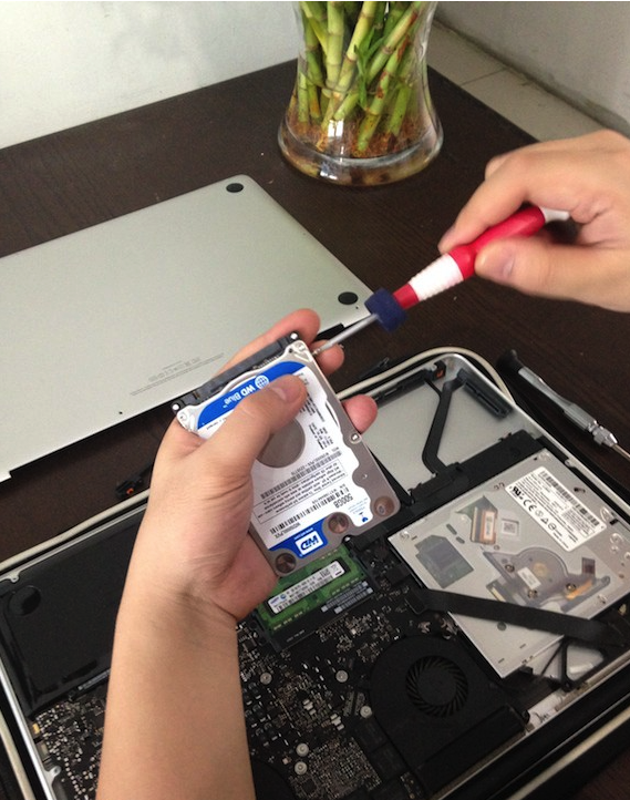 MacBook 换 SSD 硬盘后，需要重装系统吗