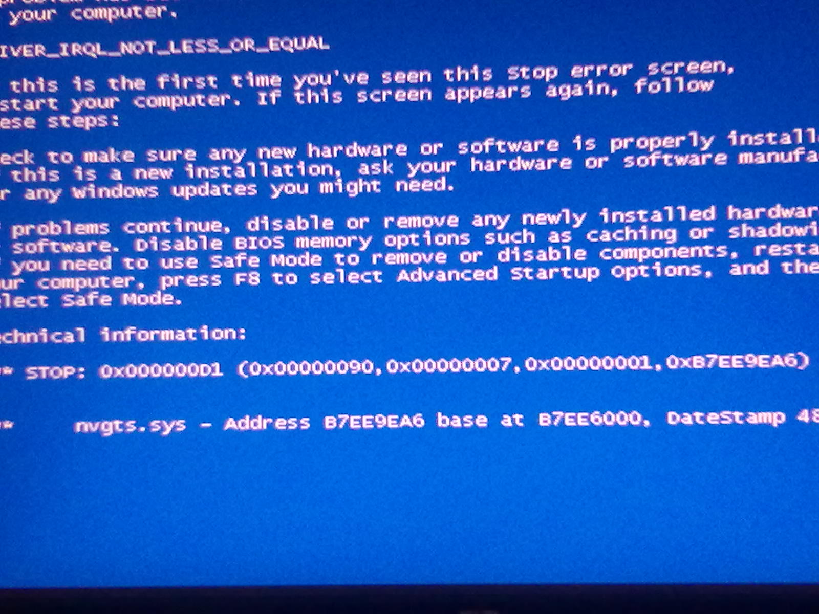 电脑00000007b蓝屏，出现这种状况，我该咋办，在线等
