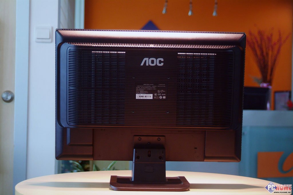同价位三星和AOC的显示器哪个好，预算700-900左右，要求HDMI接口。