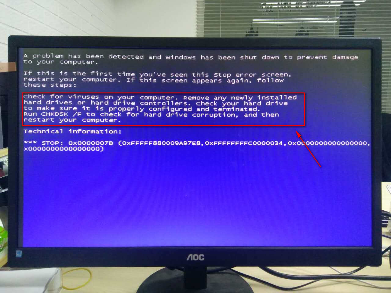 电脑蓝屏stop0x0000007b错误代码怎么办？