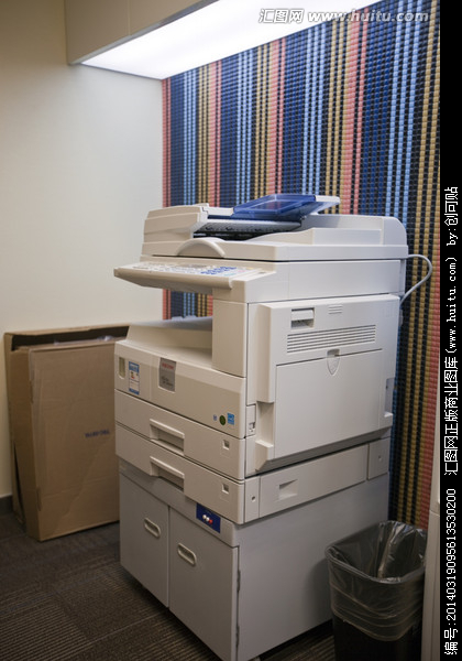 复印机工作柜的组装方法是怎样的？