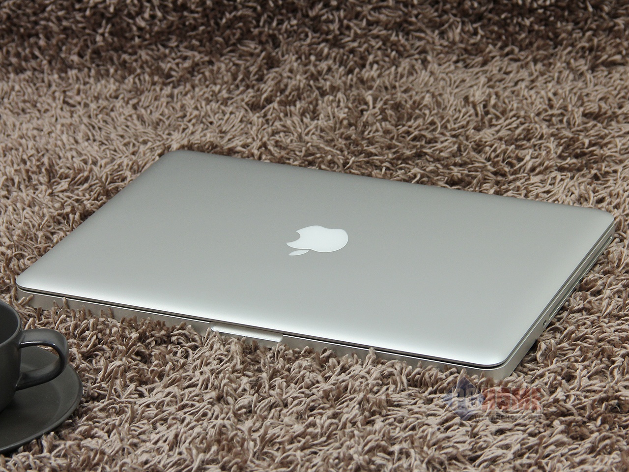 MacBook pro13寸的高配玩文明6可以吗