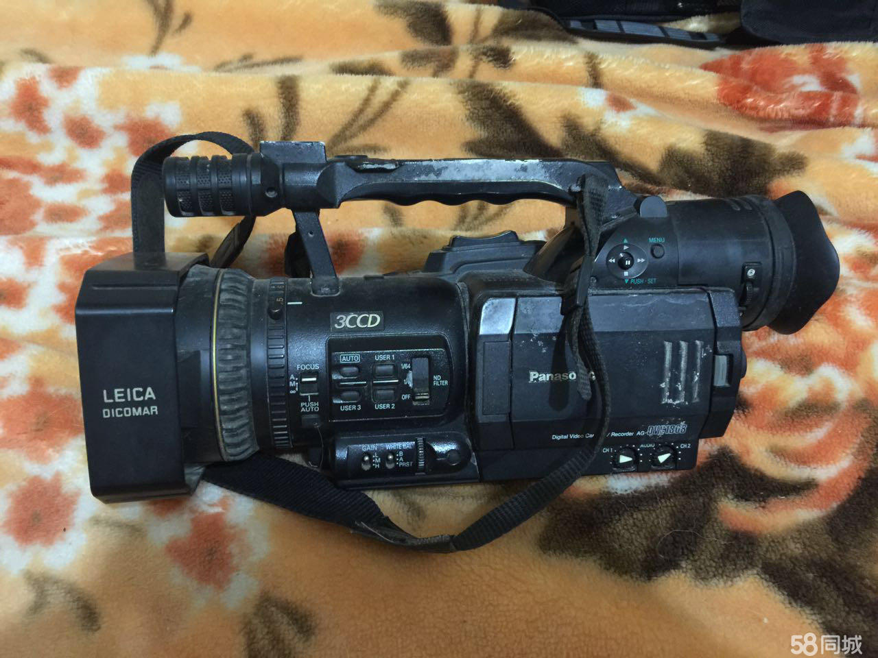 松下33摄像机的市场报价贵不贵？