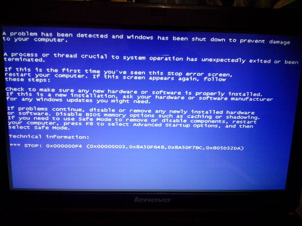 電腦開機就藍屏，有故障代碼，求大神！