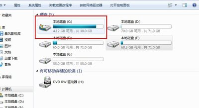 電腦C盤空間不小，但是為什麼電腦運行特慢，點開些東西就卡的不行