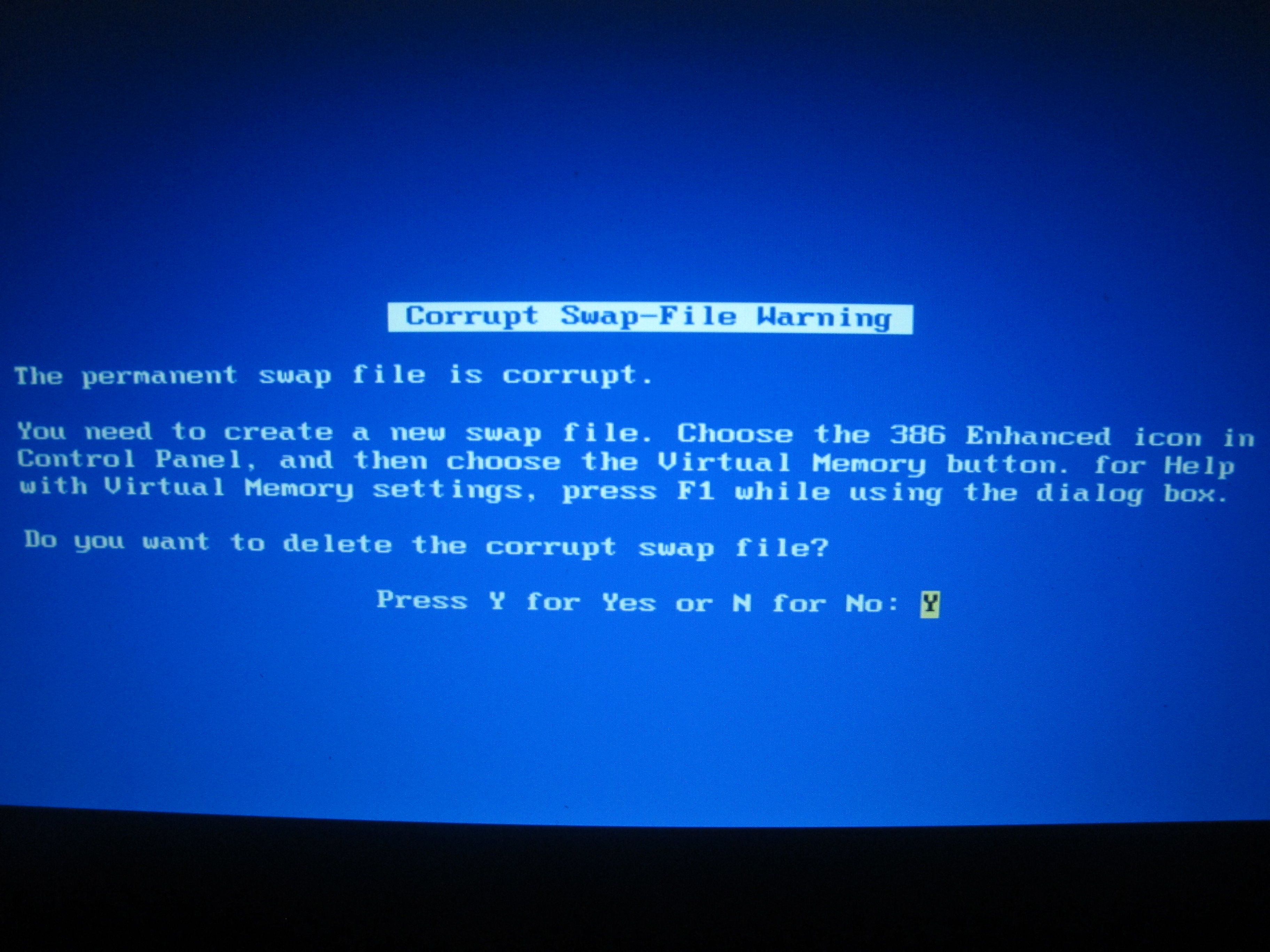 电脑蓝屏重新系统后还是蓝屏怎么办