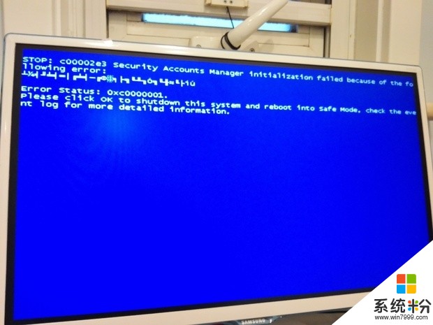 电脑开机蓝屏还有字母进不去系统！用尽办法就是进不去！求帮忙！急！(图1)