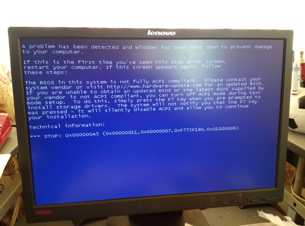电脑蓝屏无法启动,请教这是什么问题?