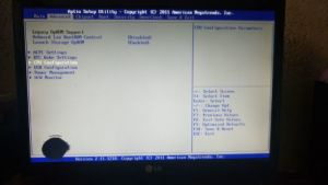 电脑蓝屏，错误代码0X000007B。请问怎么解决(图1)