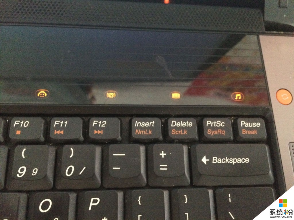 电脑键盘上的2WSX打不出来了，原本还好好的。(图1)