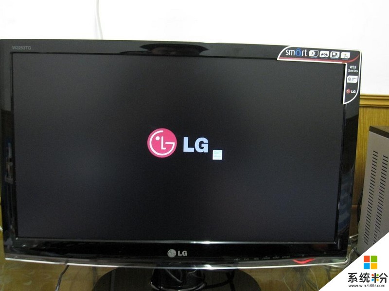 lg老式台式电脑如何开机,急急急!