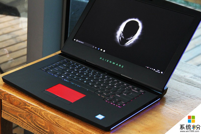 Alienware 15(ALW15ED-1718)的配置怎么样？(图1)