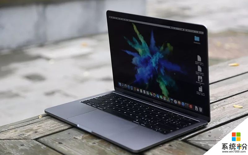 2018版MacBook Pro屏幕是不是偏黄？怎么调节色差？(图1)