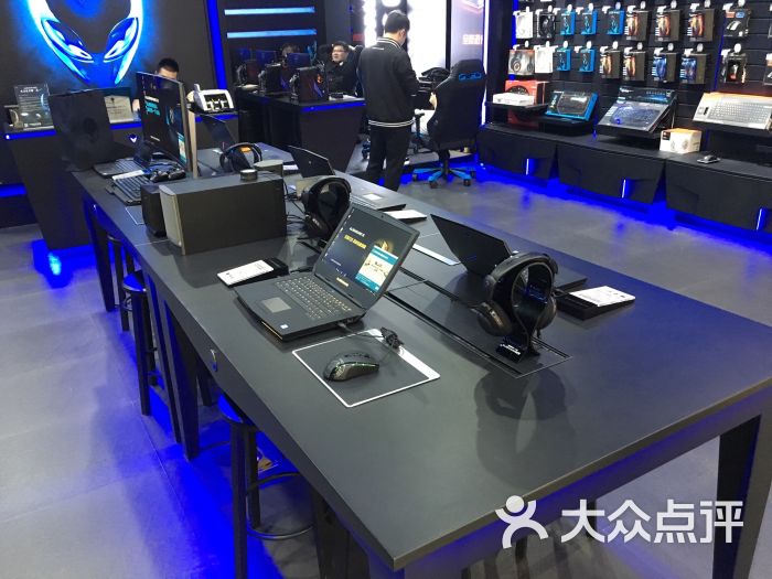 上海外星人电脑店是在哪里？(图1)