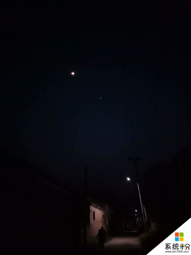 在晚上OPPO手机怎样能拍出有星星有月亮的夜晚美景？(图1)